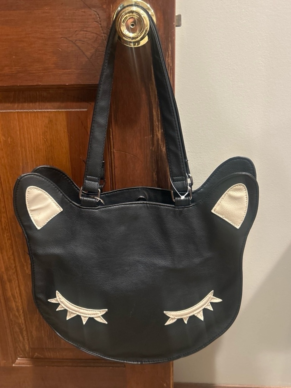 Black Cat-Shaped Shoulder Bag with Cream Accents